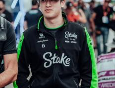  周冠宇状态火爆，大奖赛抢七大战对阵丹佛掘金，巴塞罗那力争逆转